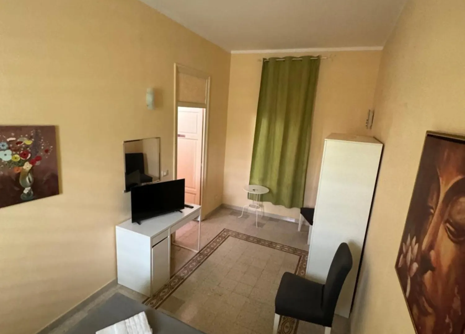 Room 091 Palerme 0*,  Italie